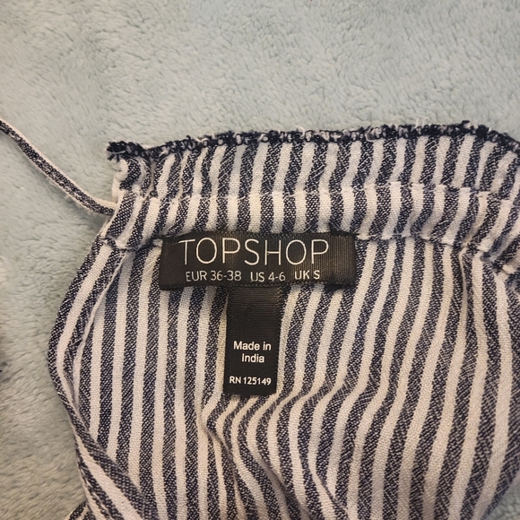 ✨️3 for $15✨️Topshop pinstripe floral embroidered romper - sz 4-6 - Picture 5 of 11